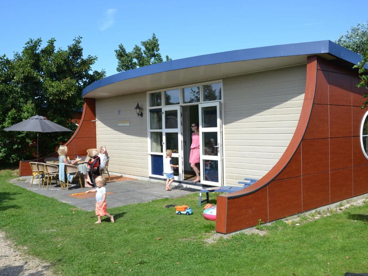 Unique Bungalow On The Dunes At Only 700 M From The Beach 's-Gravenzande Exterior photo